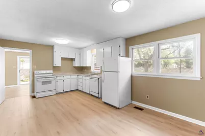 313 Orchard Lane, Warner Robins, GA 31093 - Photo 12