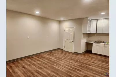 392 Carl Vinson Parkway, Warner Robins, GA 31088 - Photo 2