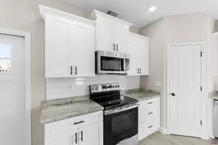 238 Beau Claire Cir, Warner Robins, GA 31008 - Photo 8