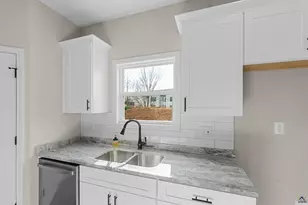 238 Beau Claire Cir, Warner Robins, GA 31008 - Photo 4