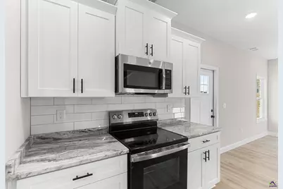 238 Beau Claire Circle, Warner Robins, GA 31008 - Photo 8