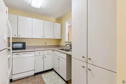 215 Harbour Oaks Drive, St Simon Island, GA 31522 - Photo 4