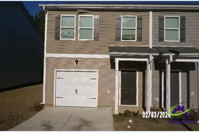 318 NW Oakwood Drive, Milledgeville, GA 31061 - Photo 1