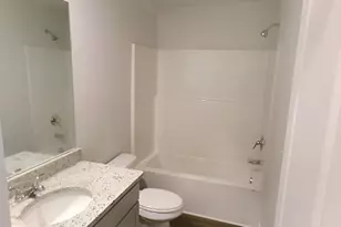 318 NW Oakwood Dr, Milledgeville, GA 31061 - Photo 10