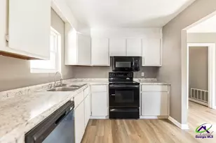 105 Flanders Dr, Warner Robins, GA 31093 - Photo 14