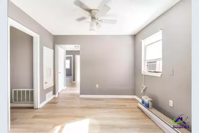 105 Flanders Drive, Warner Robins, GA 31093 - Photo 10