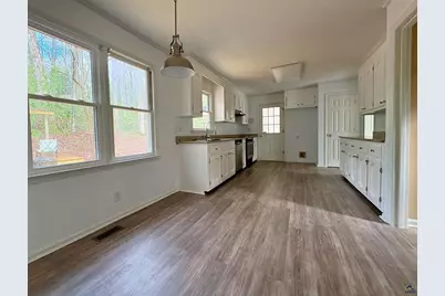 140 Senora Place, Macon, GA 31008 - Photo 4