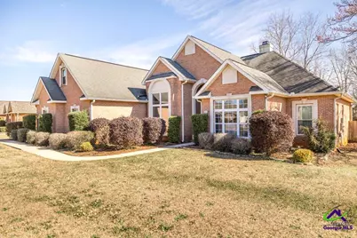 208 Twelve Oaks Drive, Warner Robins, GA 31088 - Photo 8