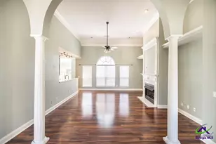 208 Twelve Oaks Dr, Warner Robins, GA 31088 - Photo 12