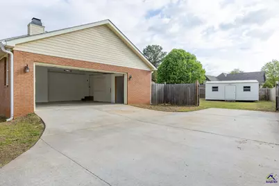 113 Lake Lillian Drive, Perry, GA 31069 - Photo 28