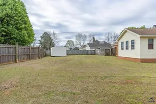 113 Lake Lillian Dr, Perry, GA 31069 - Photo 24