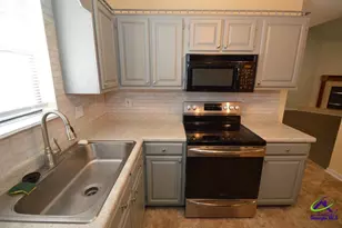 309 Northlake Dr, Warner Robins, GA 31093 - Photo 12