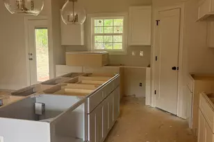 105 Parker Ln, Centerville, GA 31028 - Photo 10