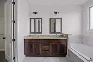 206 Farmland Circle, Perry, GA 31069 - Photo 32