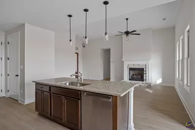 206 Farmland Circle, Perry, GA 31069 - Photo 8