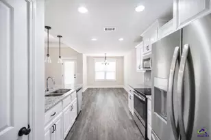 210 Gibson Cir, Kathleen, GA 31047 - Photo 16