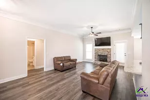 210 Gibson Cir, Kathleen, GA 31047 - Photo 10