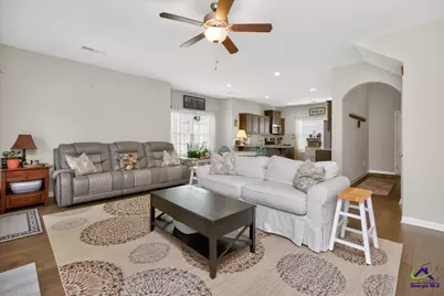 207 Goldenrod Trail, Perry, GA 31069 - Photo 8