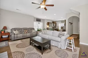 207 Goldenrod Trl, Perry, GA 31069 - Photo 8