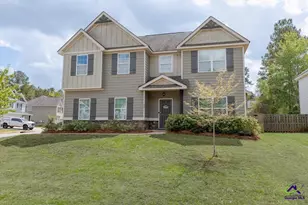 207 Goldenrod Trl, Perry, GA 31069 - Photo 2