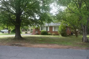 135 Briardale, Warner Robins, GA 31093 - Photo 2