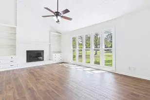 105 Surrey Pl, Perry, GA 31069 - Photo 14