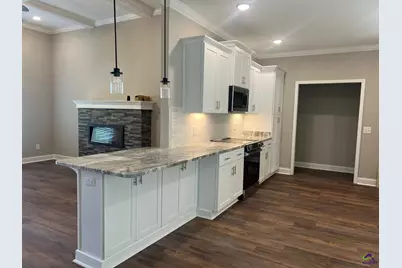 110 Early Drive, Byron, GA 31008 - Photo 1