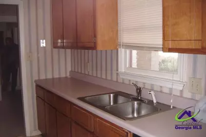 607 Greenbriar Road, Warner Robins, GA 31093 - Photo 4