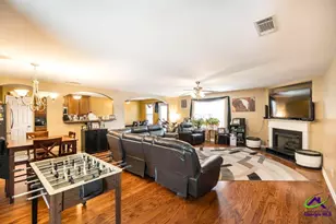 212 Burr Dr, Byron, GA 31008 - Photo 8