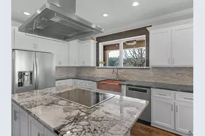 1359 Jenkins Road, Forsyth, GA 31029 - Photo 16