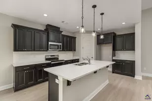 224 Farmland Circle, Perry, GA 31069 - Photo 12