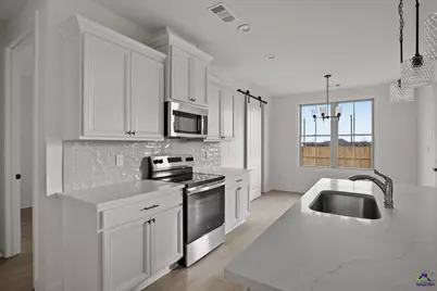 8 Pleasant Oaks Drive, Perry, GA 31069 - Photo 16