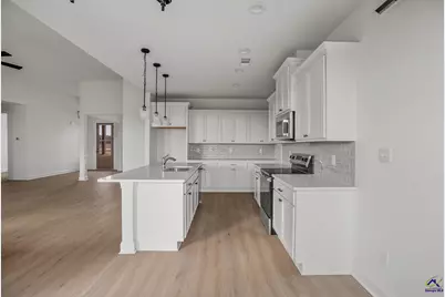 8 Pleasant Oaks Drive, Perry, GA 31069 - Photo 14