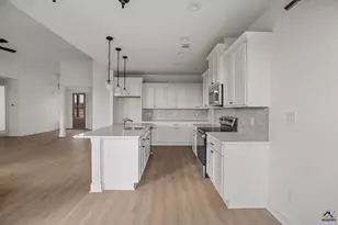 8 Pleasant Oaks Dr, Perry, GA 31069 - Photo 14