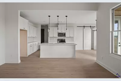 8 Pleasant Oaks Drive, Perry, GA 31069 - Photo 12