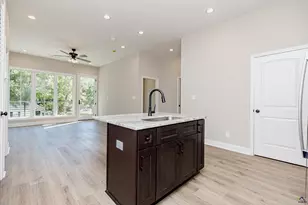 1009 Northside Dr, Perry, GA 31069 - Photo 1