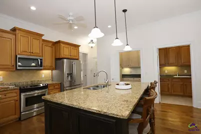 859 Tufthunter, Macon, GA 31210 - Photo 16