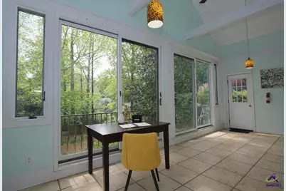 859 Tufthunter, Macon, GA 31210 - Photo 28