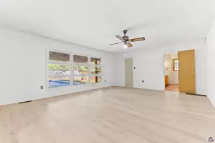 116 Woodlawn Ave, Warner Robins, GA 31093 - Photo 32