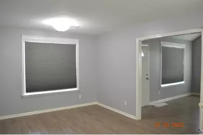 135 Cedarland, Warner Robins, GA 31088 - Photo 6