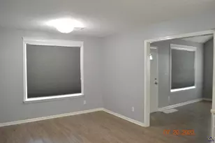 135 Cedarland, Warner Robins, GA 31088 - Photo 6