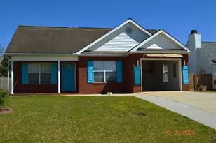 135 Cedarland, Warner Robins, GA 31088 - Photo 1