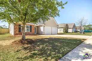 229 Burr Dr, Warner Robins, GA 31008 - Photo 4