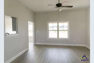 608 Daisy Drive, Perry, GA 31069 - Photo 6