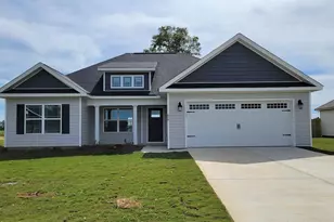 808 Daisy Dr, Perry, GA 31069 - Photo 1