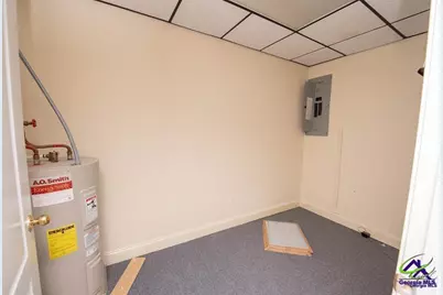 327 Margie Drive, Warner Robins, GA 31088 - Photo 16