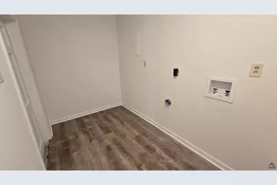 101 Vivian Drive, Byron, GA 31008 - Photo 32