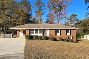 101 Vivian Dr, Byron, GA 31008 - Photo 2