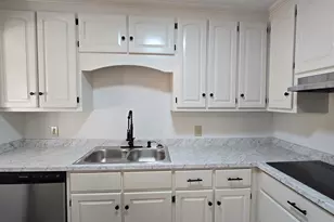 101 Vivian Dr, Byron, GA 31008 - Photo 16