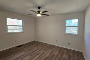 101 Vivian Dr, Byron, GA 31008 - Photo 24